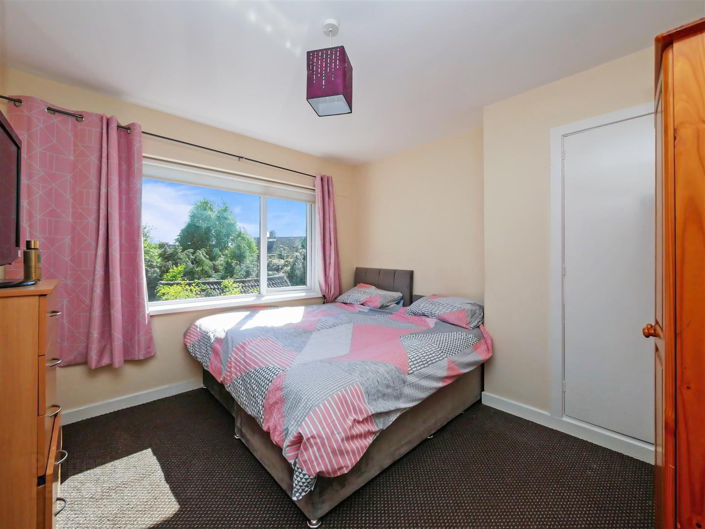 63 Newton Park 13 of 24