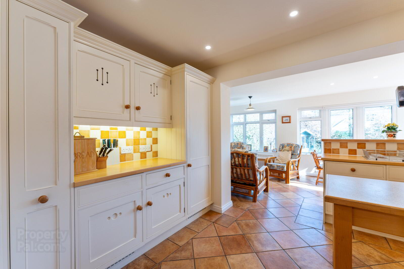 7 Knocktern Gardens 10 of 27
