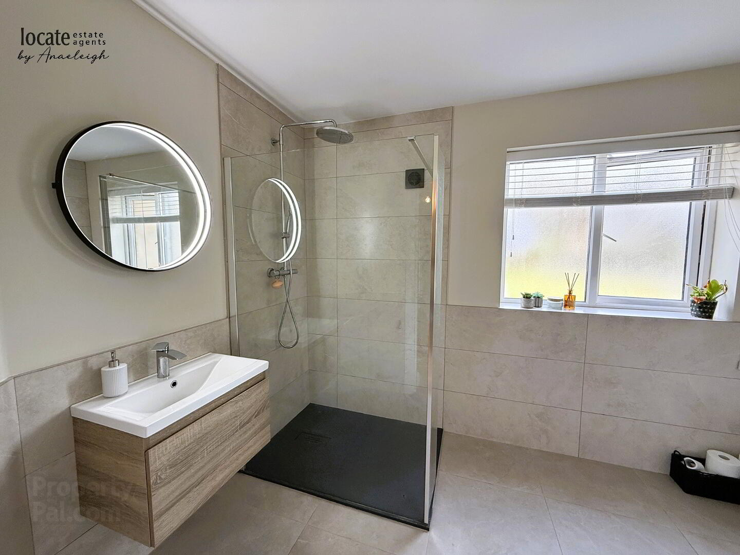1 Woodside Heights 16 of 19