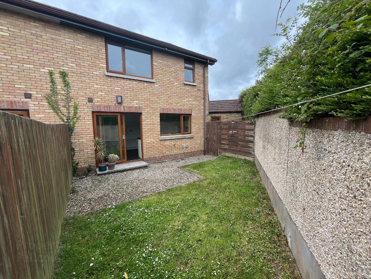 17 Stonebridge Square 9 of 9