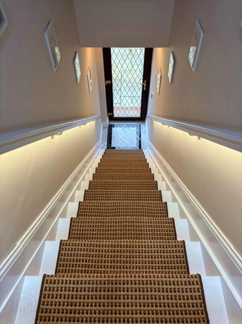 property description image