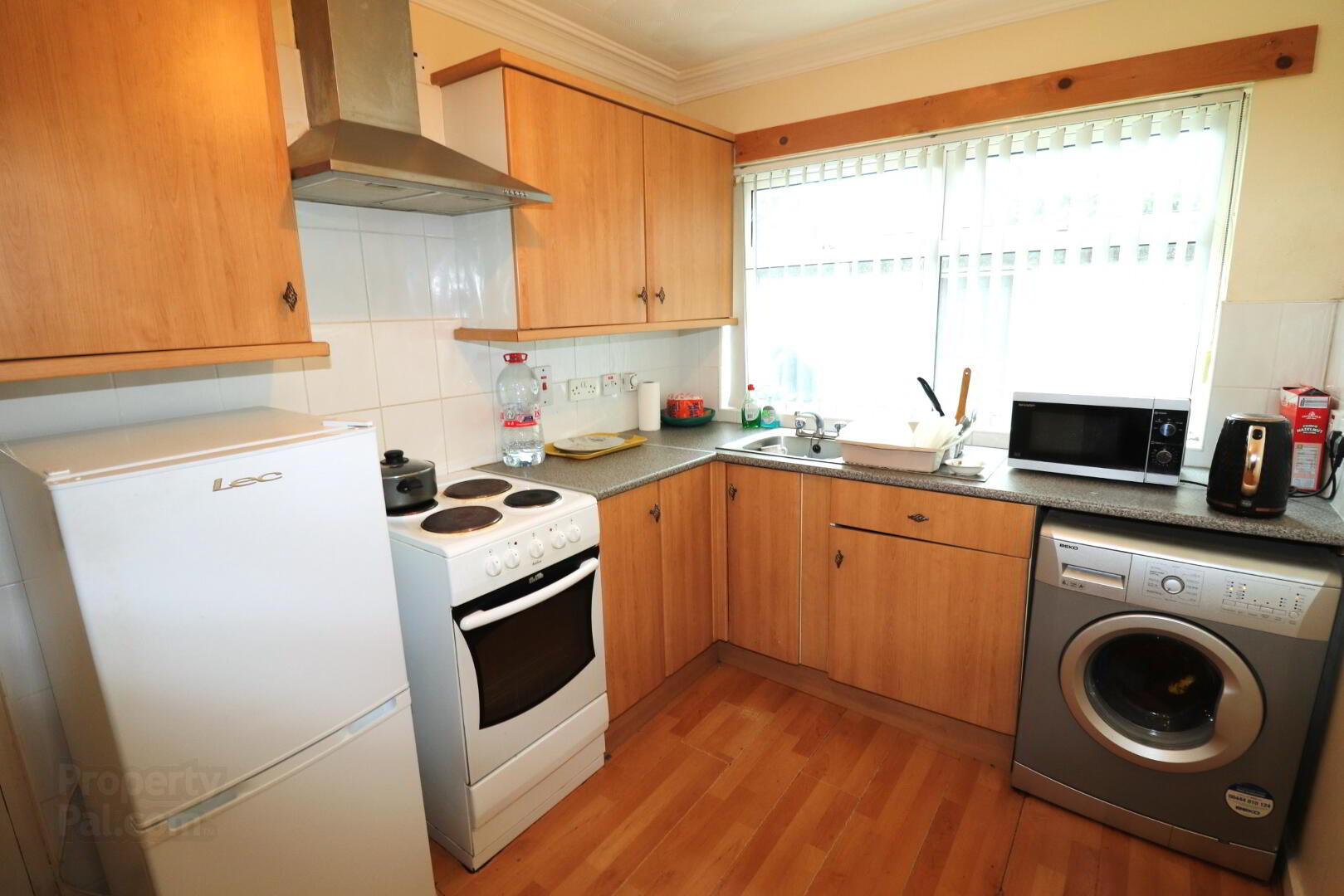 8 Sandy Row 6 of 13