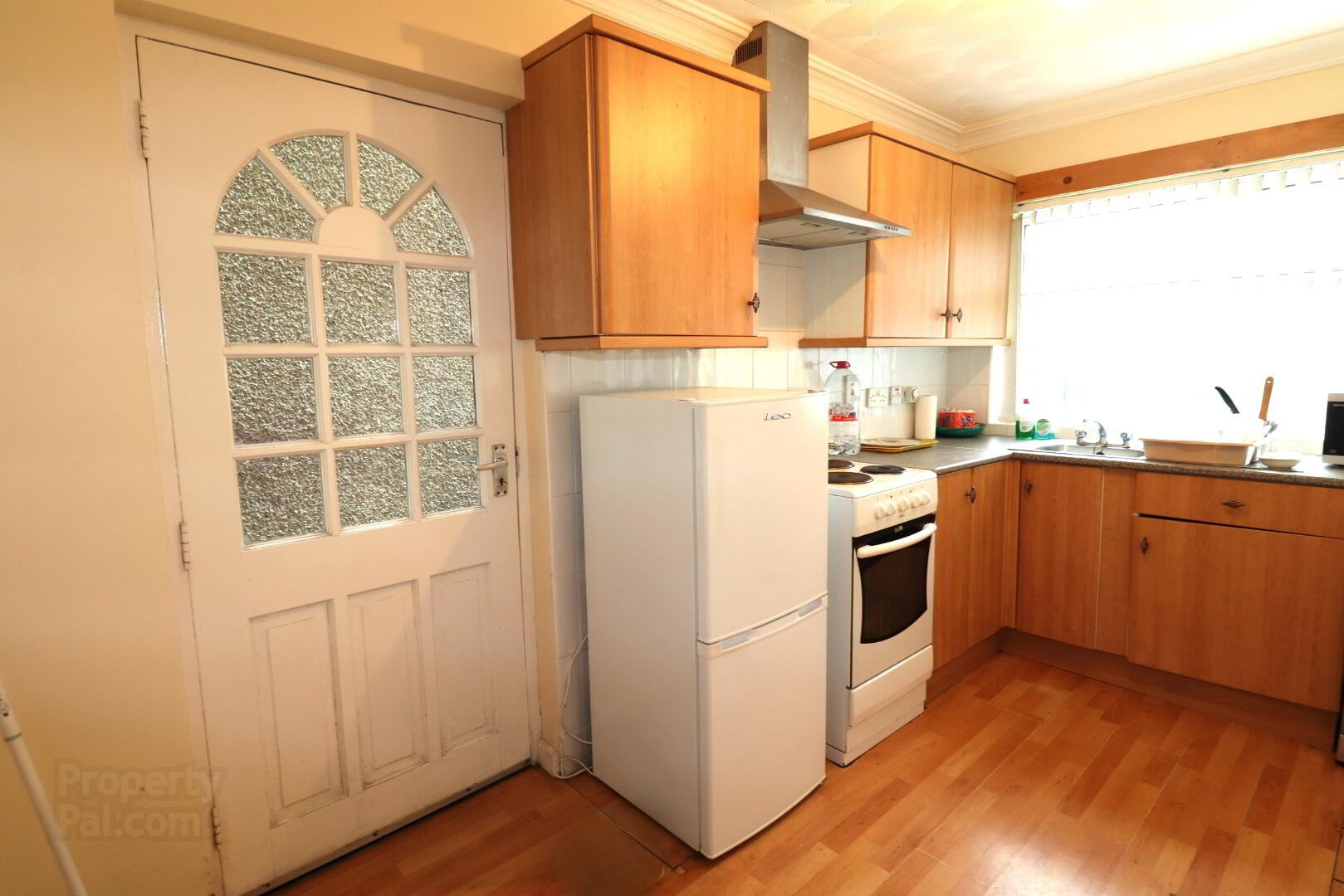 8 Sandy Row 7 of 13
