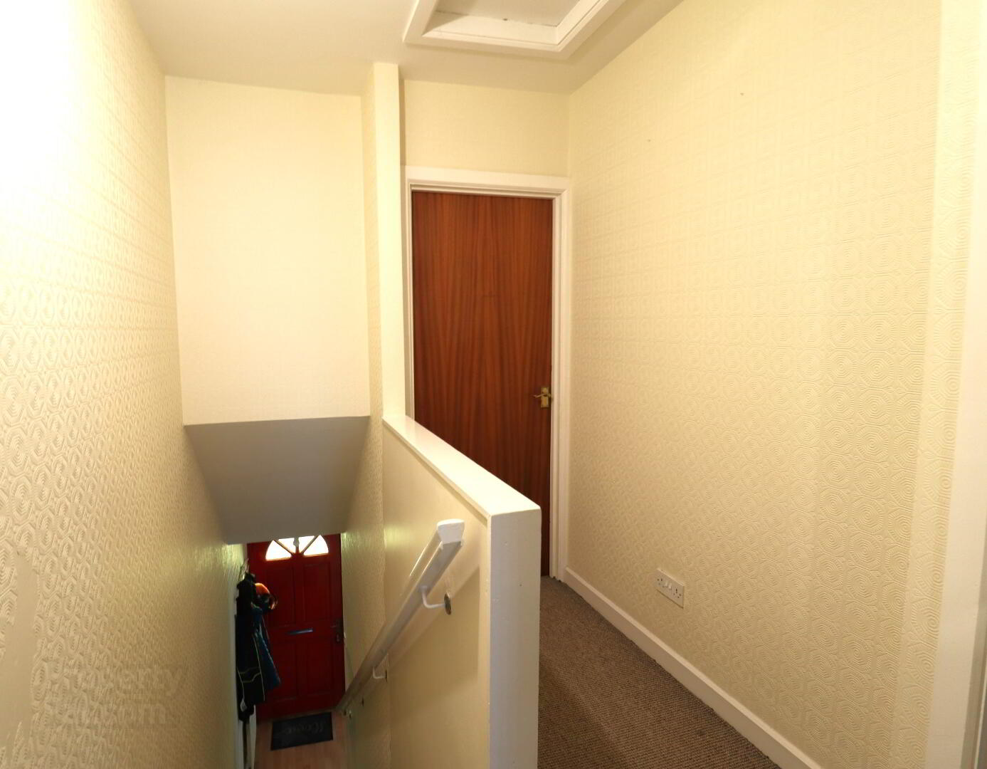 8 Sandy Row 9 of 13