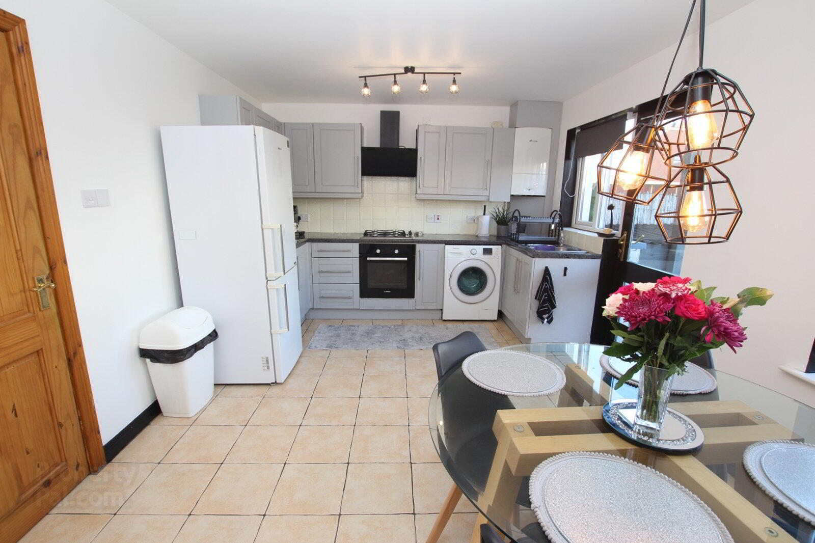 21 Abbeycroft Road 5 of 15