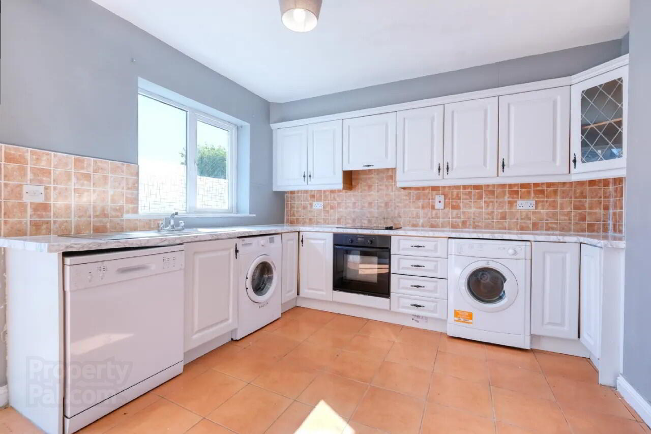 33 Gleann Riada 4 of 15