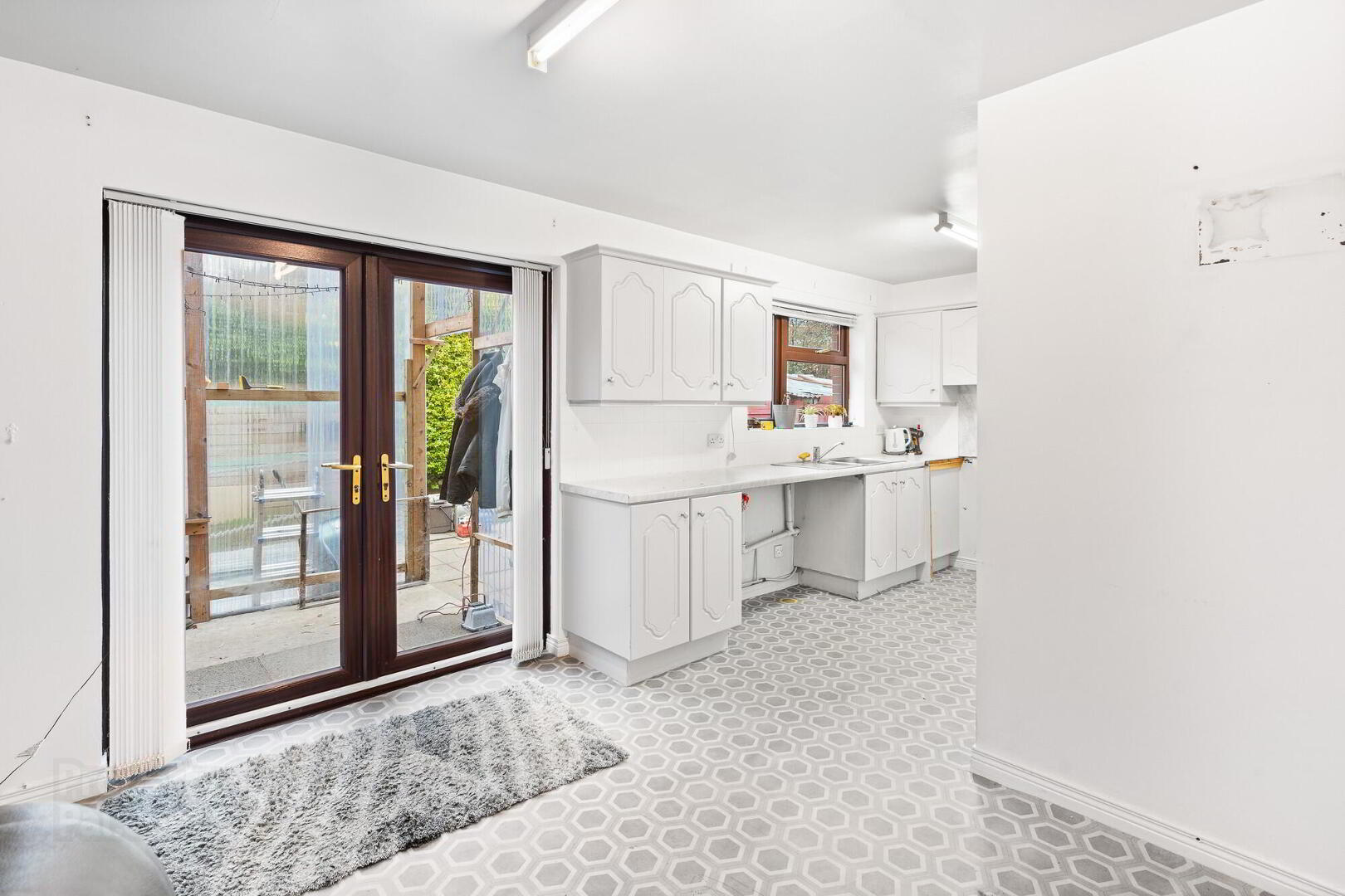 54 Glenside 15 of 28