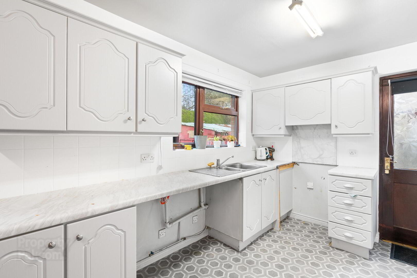 54 Glenside 17 of 28