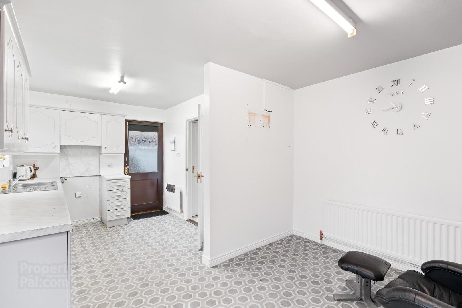 54 Glenside 16 of 28