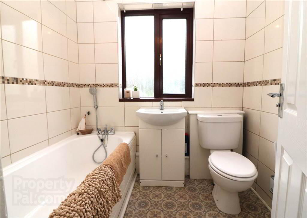 31 Beechland Drive 5 of 11