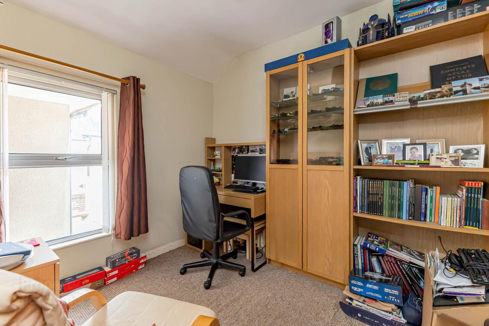 27 Glenvarlock Street 9 of 11