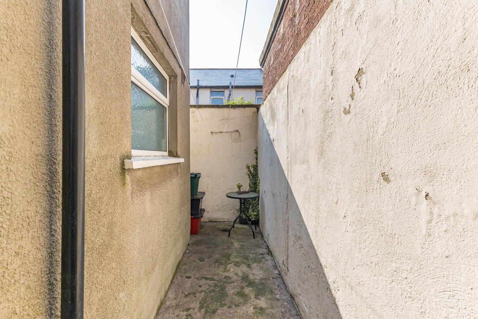 27 Glenvarlock Street 11 of 11