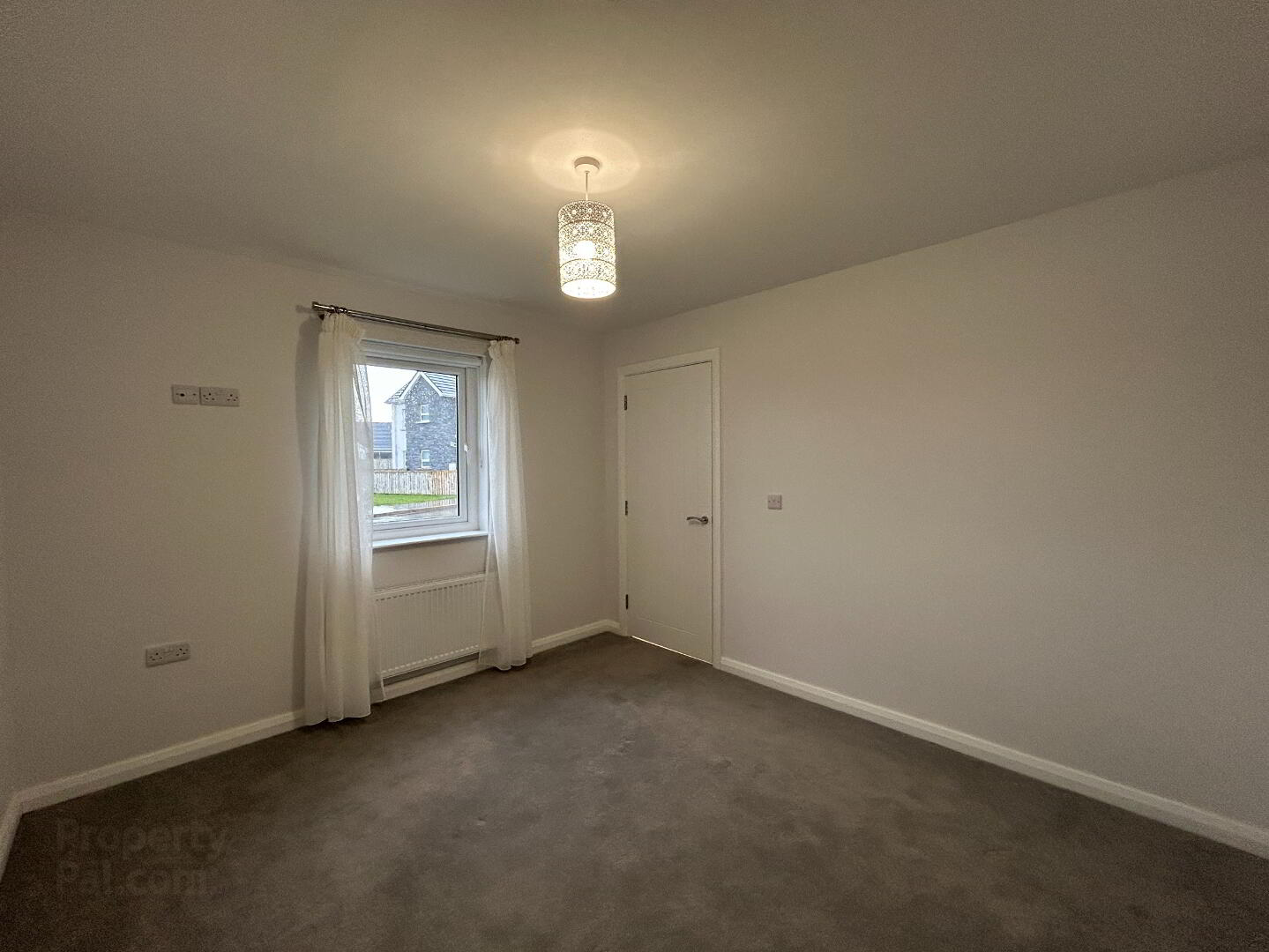 11 Lough Drive Ballyronan 37 of 40