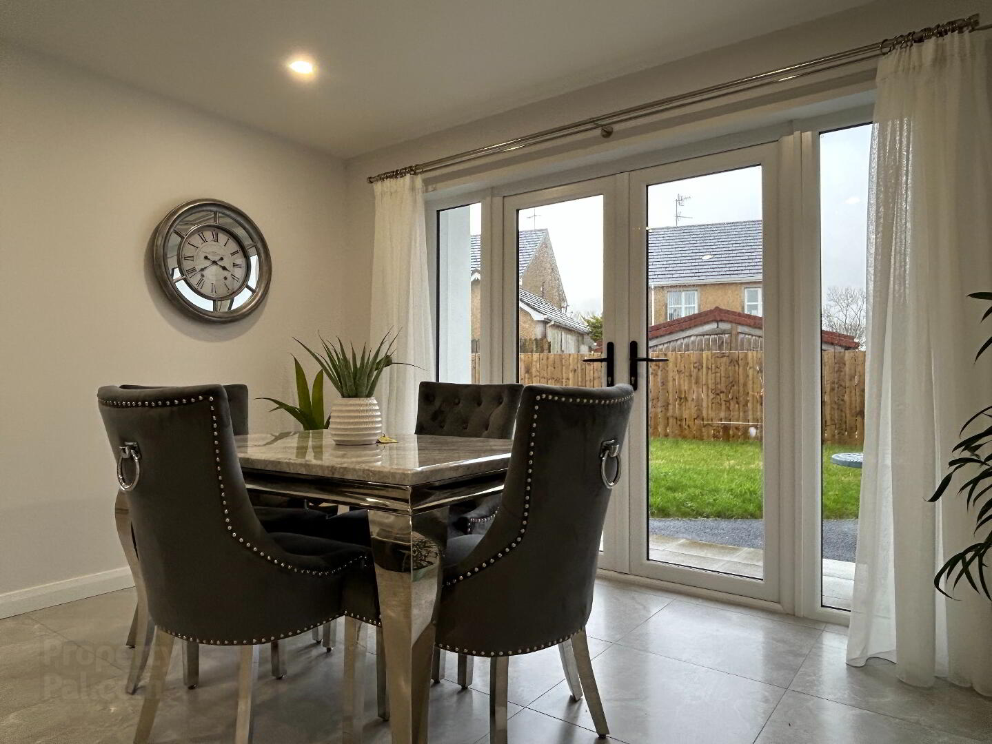11 Lough Drive Ballyronan 12 of 40