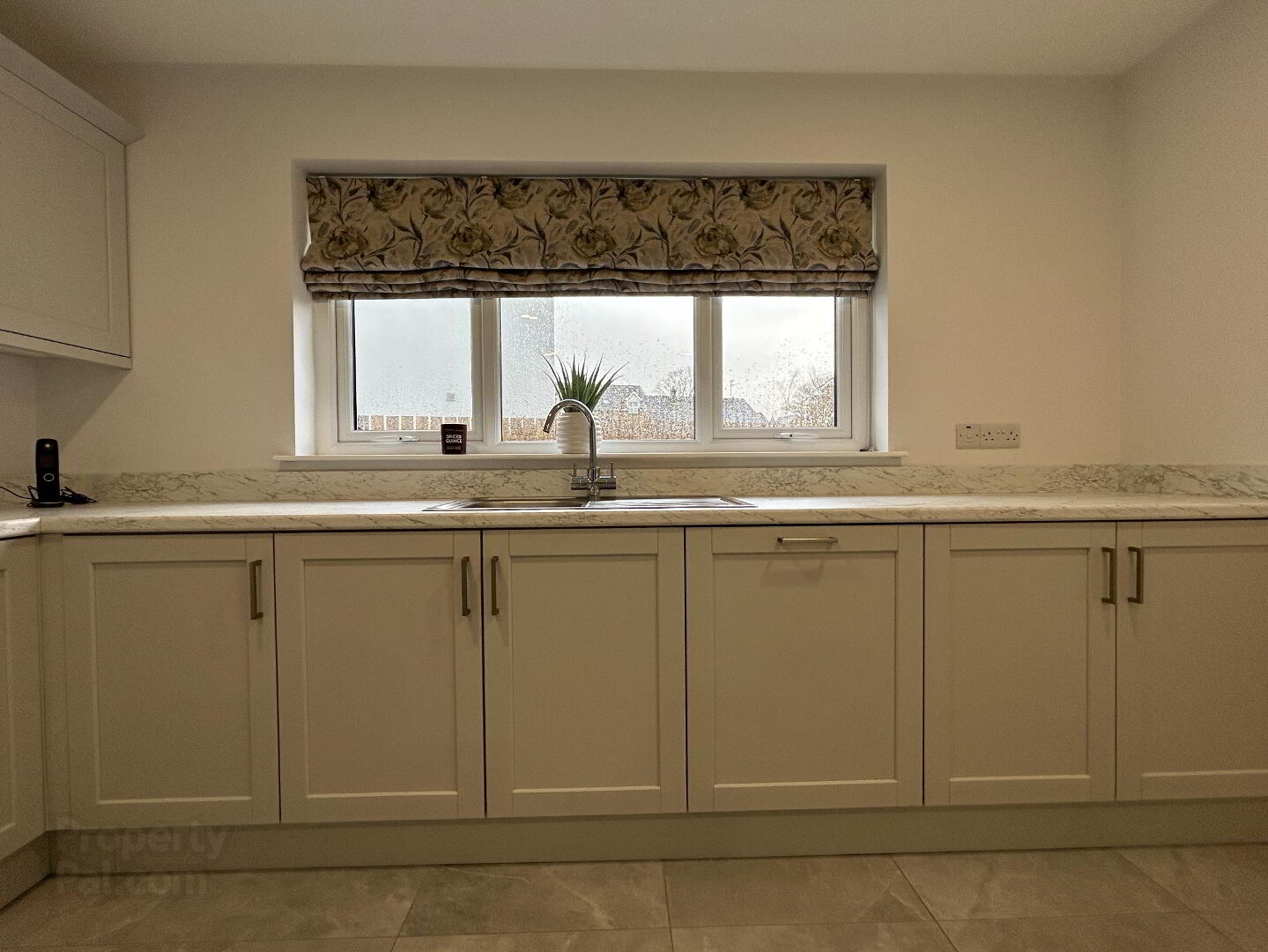 11 Lough Drive Ballyronan 17 of 40