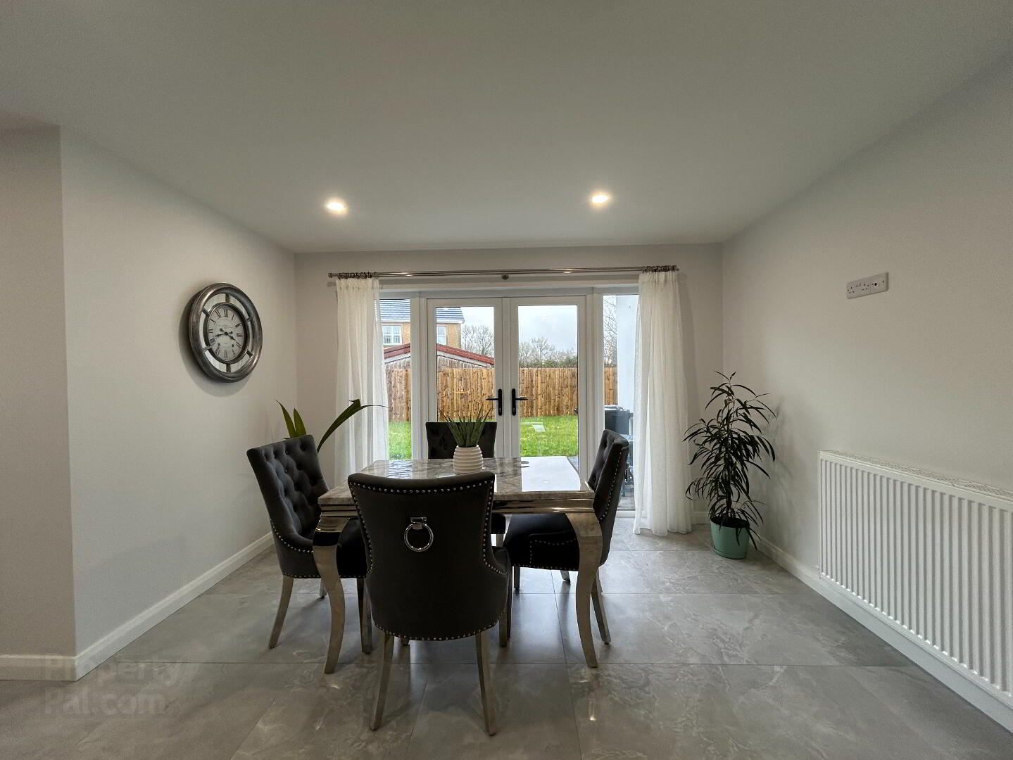 11 Lough Drive Ballyronan 18 of 40