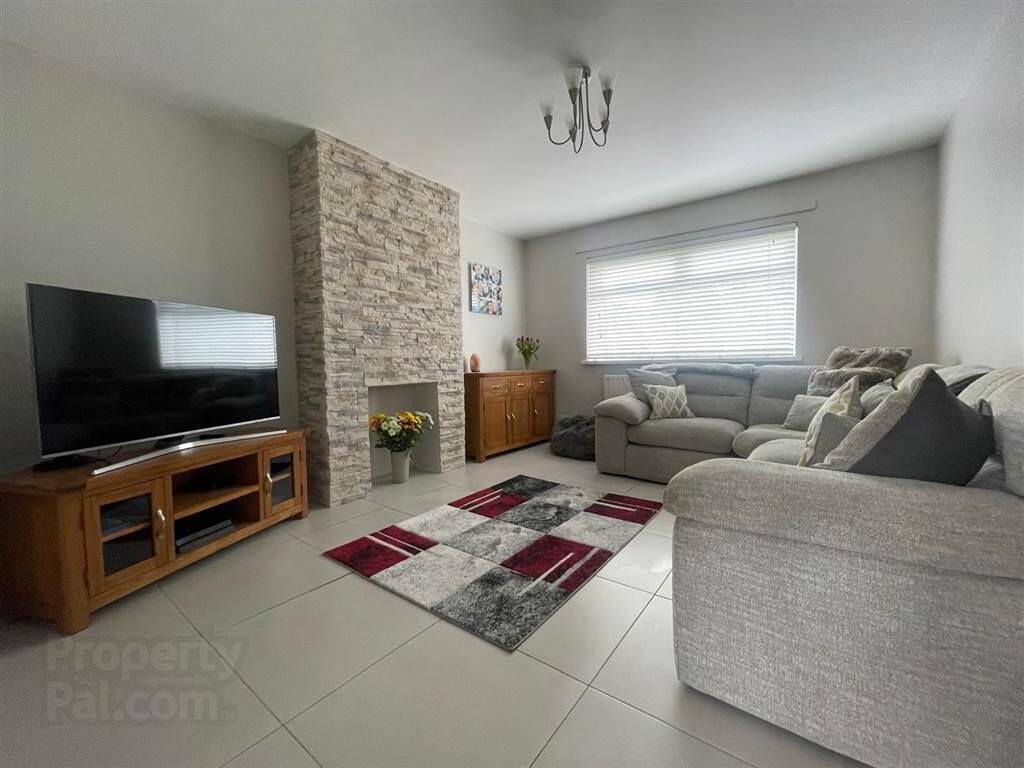 48 Tullymore Gardens 14 of 26