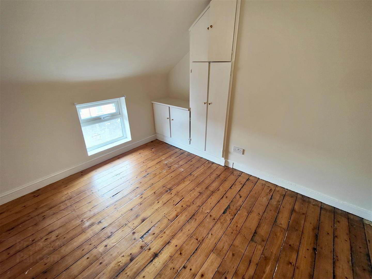 40 Thorndale Avenue 27 of 35