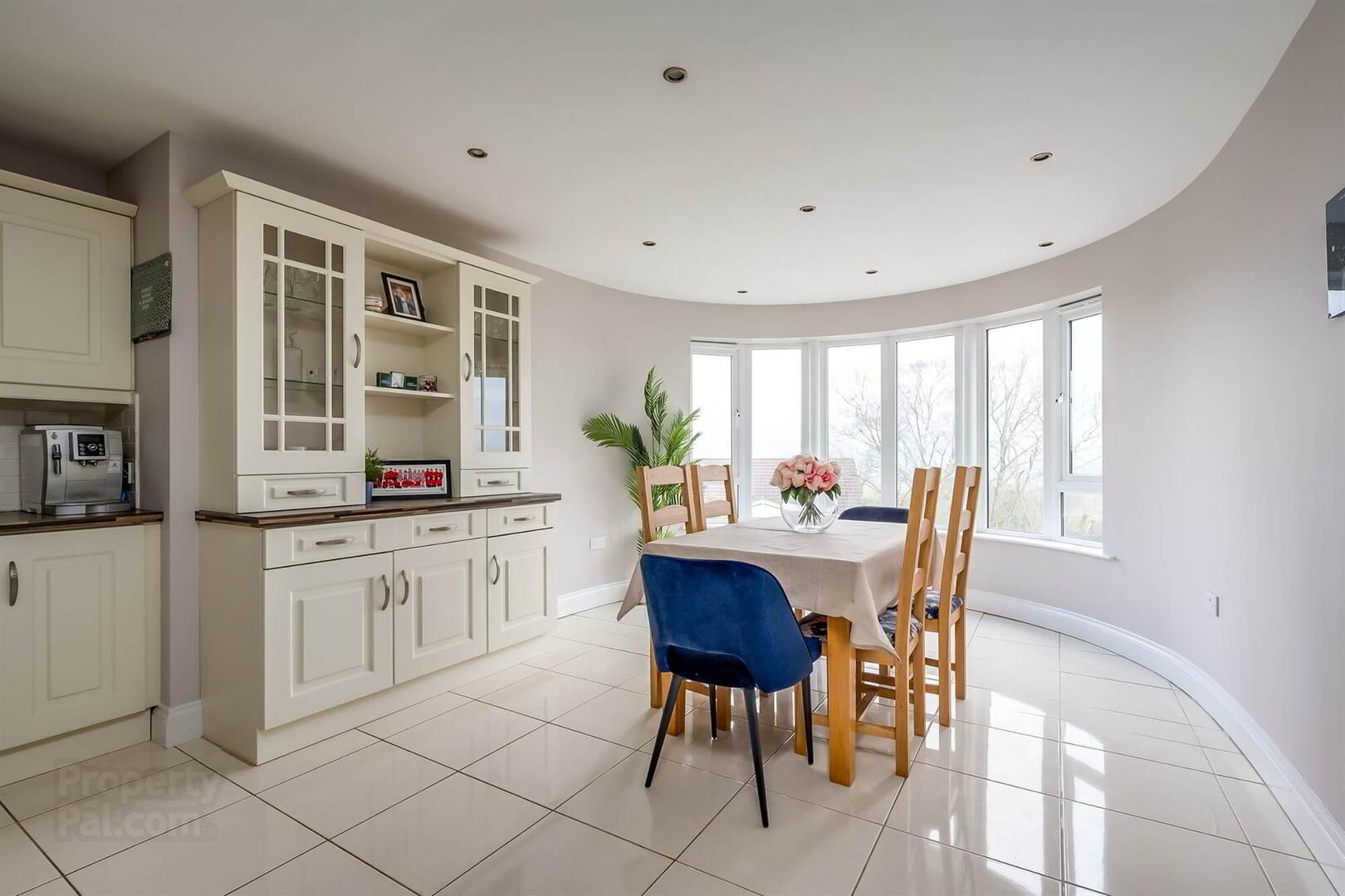 2a Glenside Avenue 7 of 37