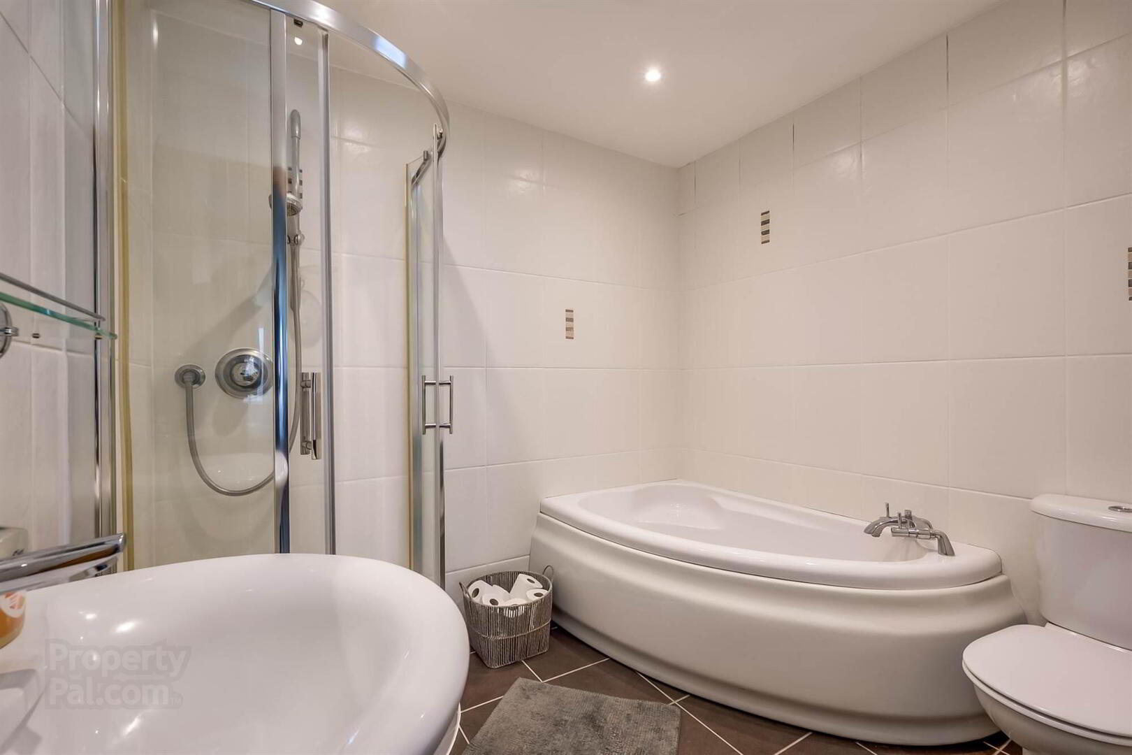 2a Glenside Avenue 19 of 37