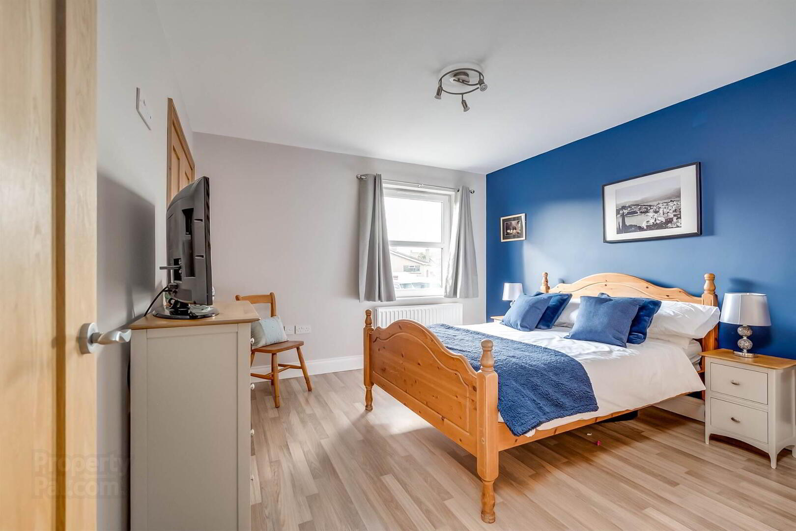2a Glenside Avenue 21 of 37