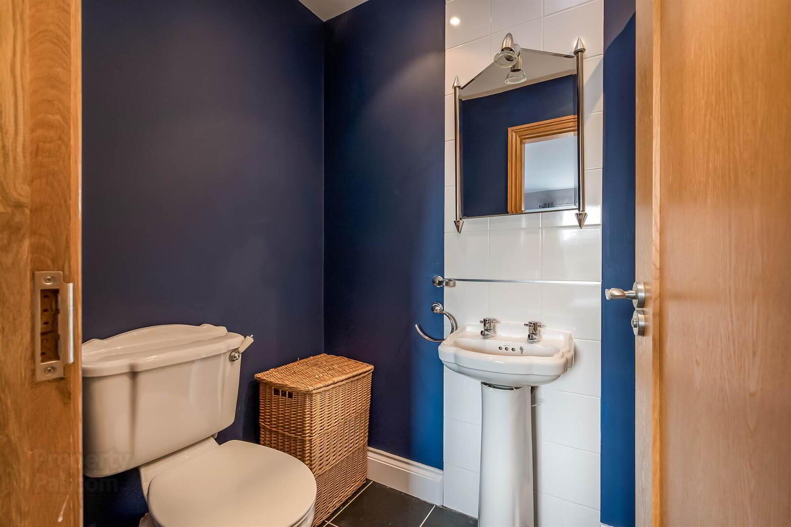 2a Glenside Avenue 22 of 37