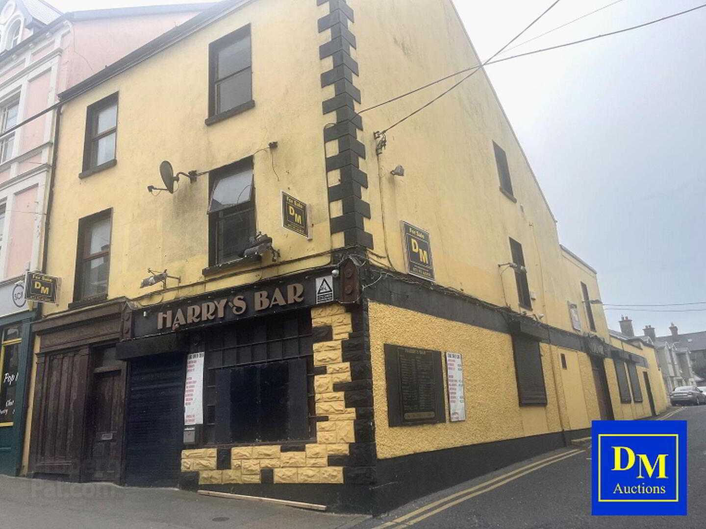 Harry's Bar, 46 & 47 High Street 1 of 5