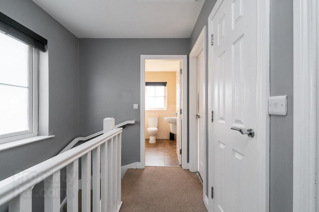 4 Coopers Mill Heights 14 of 26