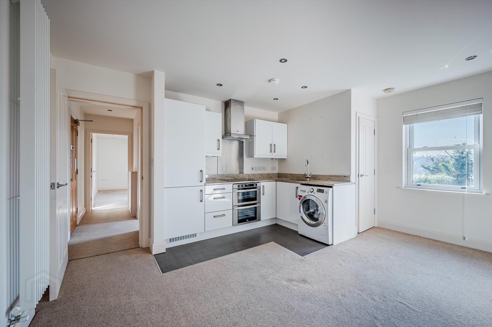 Apartment 39 Sandown Manor 84a Sandown Road 11 of 21