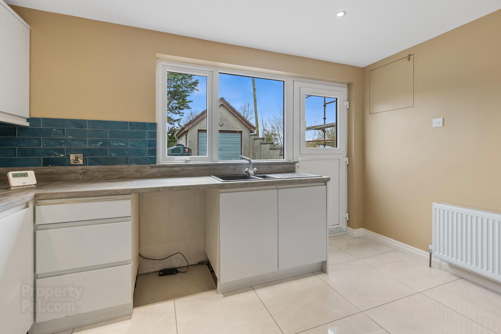 19 Greenfield Road 6 of 20