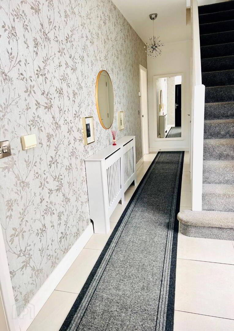3 Strand Place 4 of 24