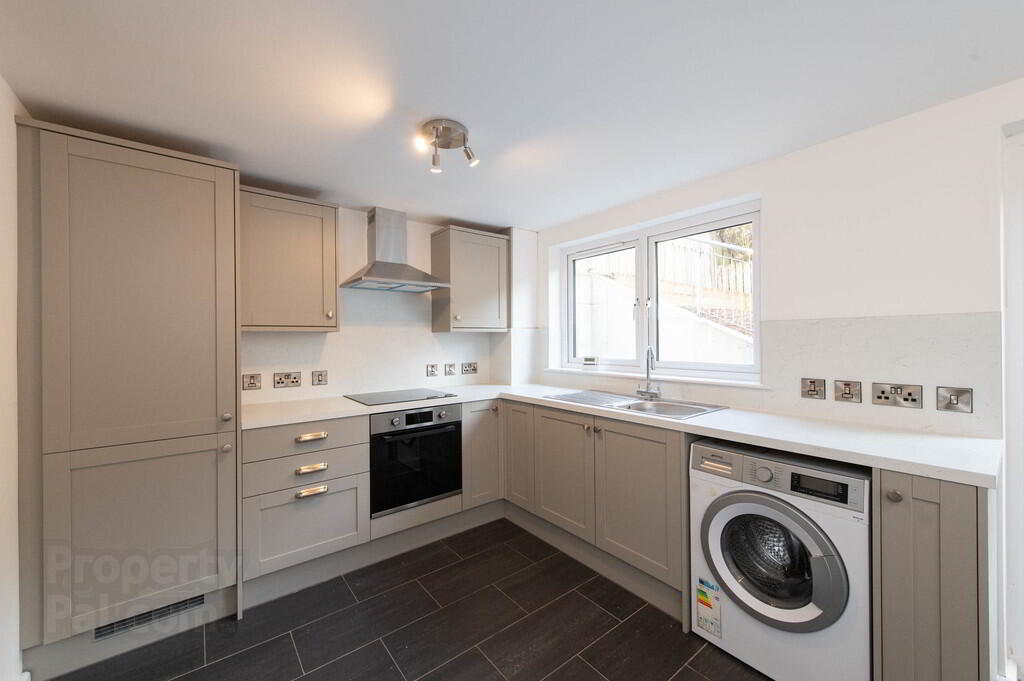 1 Friars Wood 5 of 25