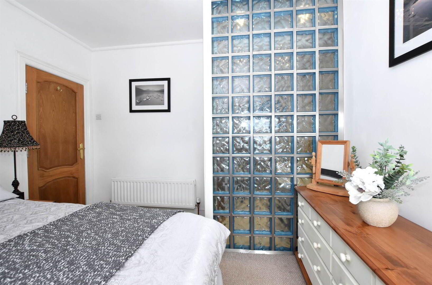 'DIAMOND TERRACE', 8b Victoria Avenue 10 of 19
