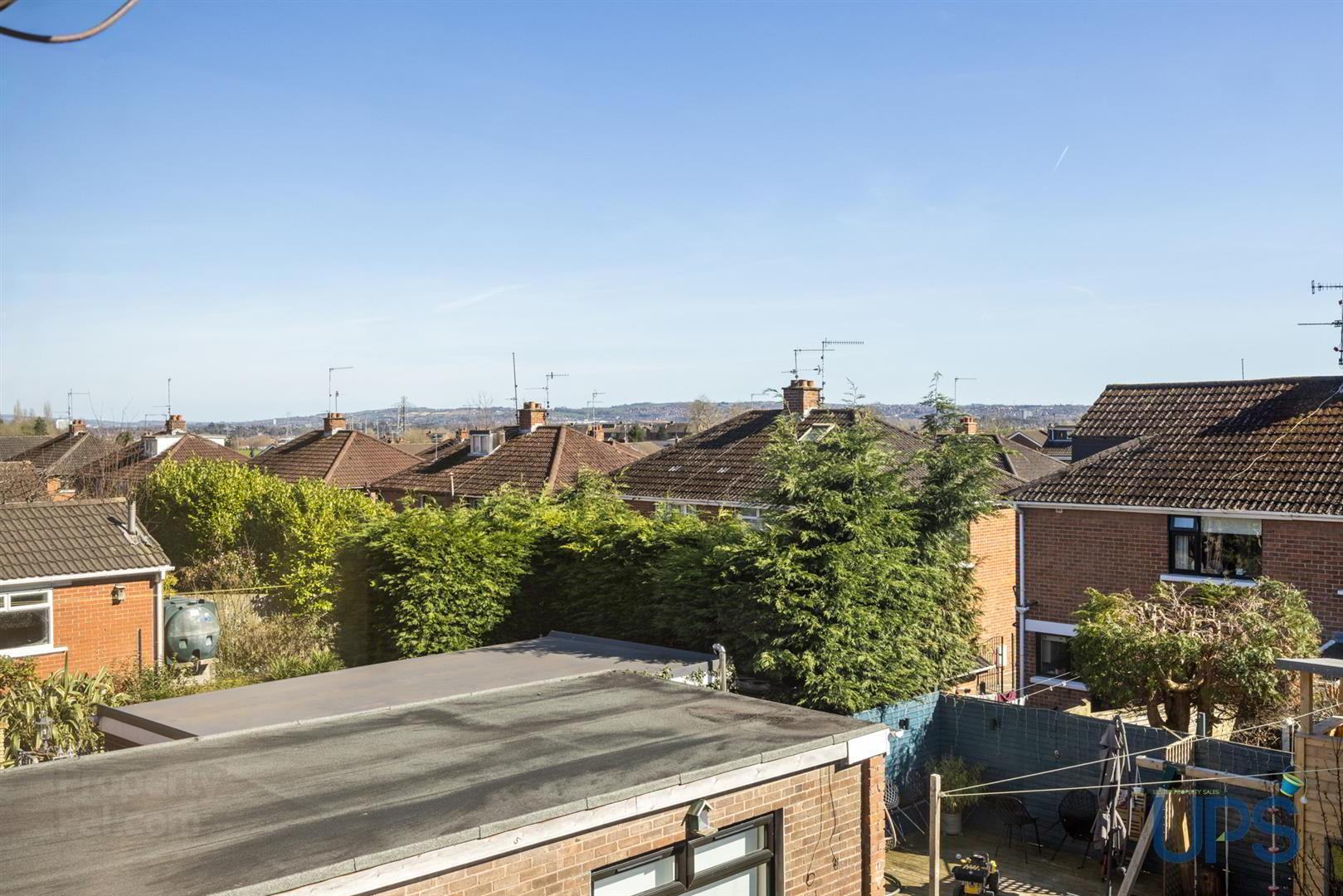32 Hillhead Drive 34 of 34