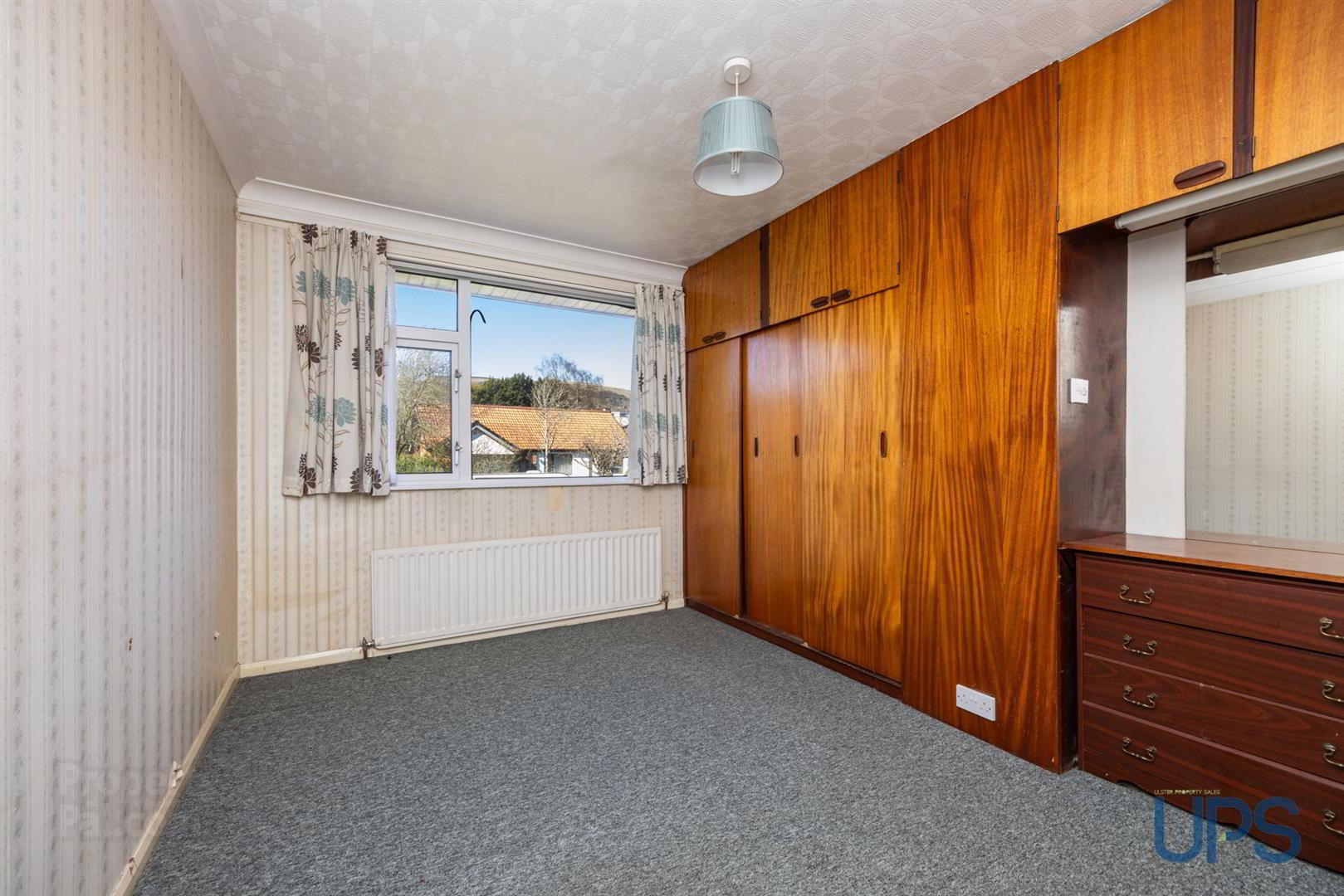 32 Hillhead Drive 17 of 34