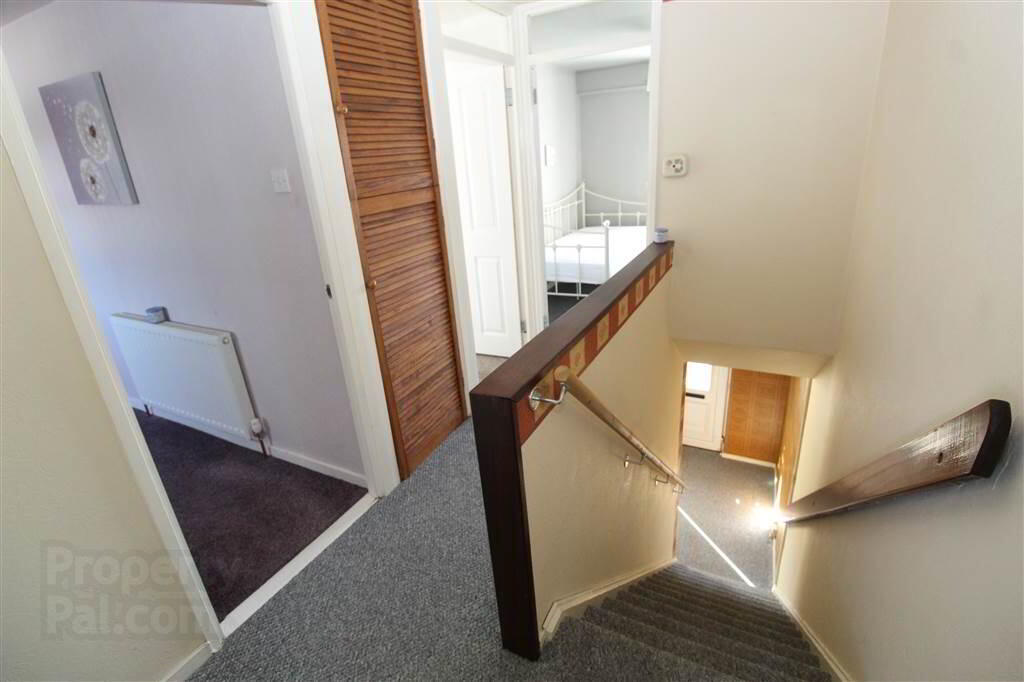 5 Carron Walk 8 of 14