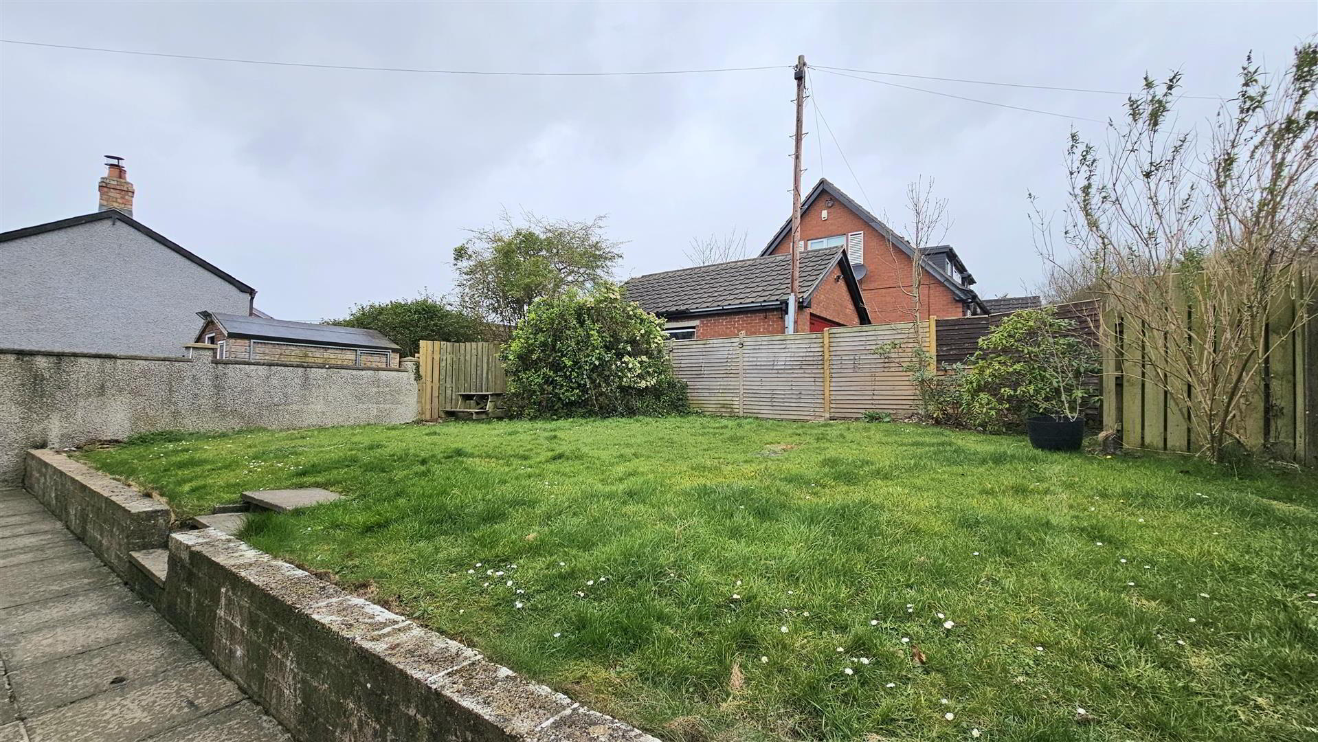 15a Mullaghmore Park 20 of 20