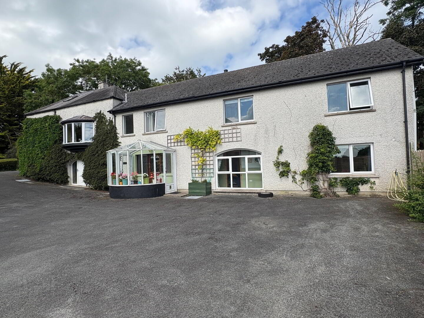 property description image