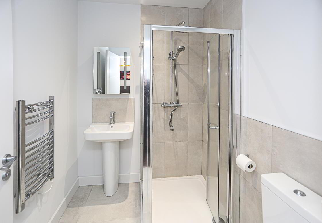 Apt 14, 124 High Street 13 of 25