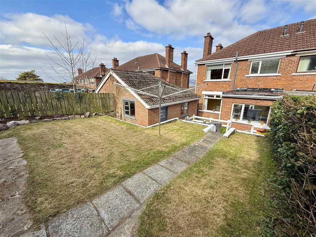 32 Beechgrove Park 17 of 18