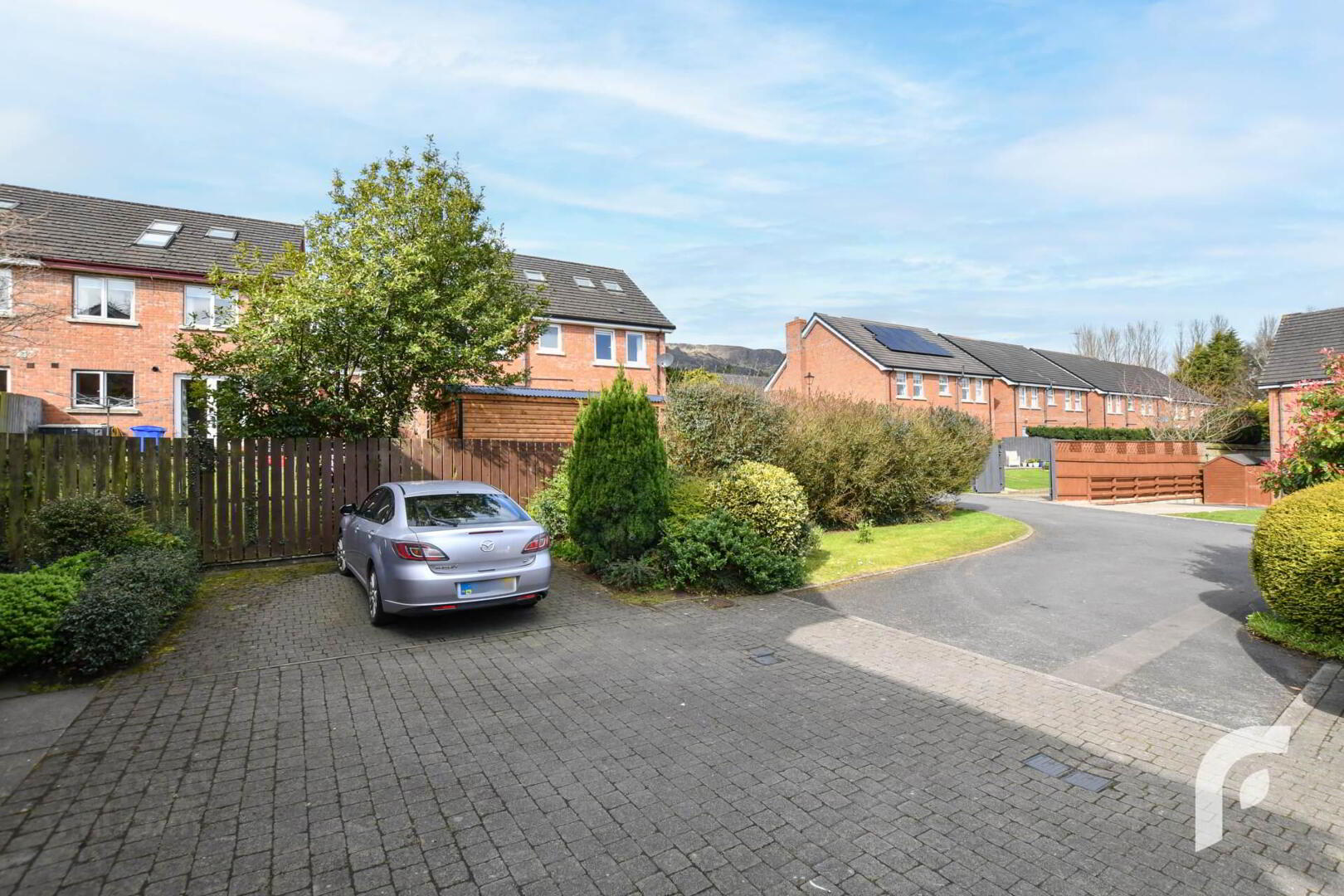 8 Ben Eden Court 25 of 27