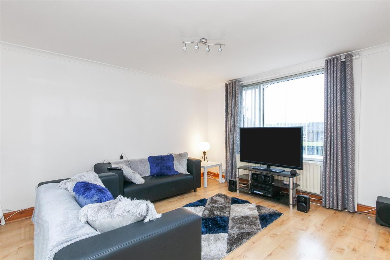 39 Forthill Grove 5 of 20