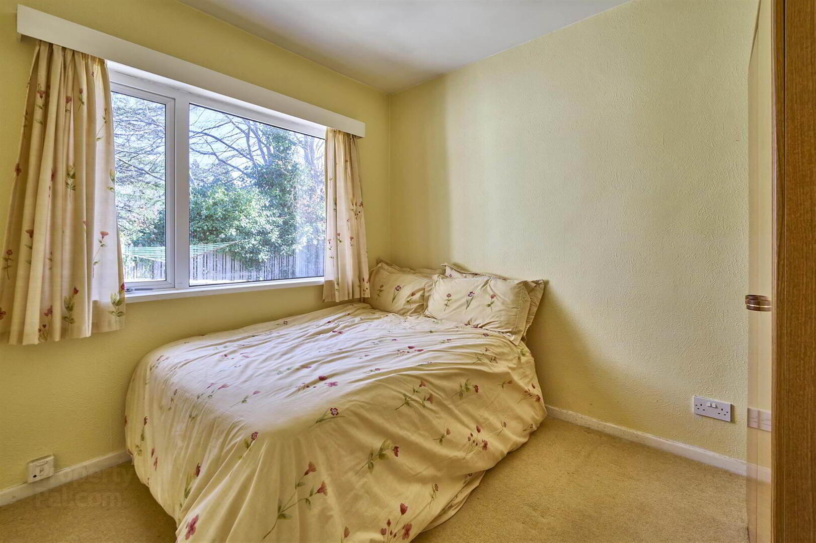 4 Ardmore Park 19 of 28