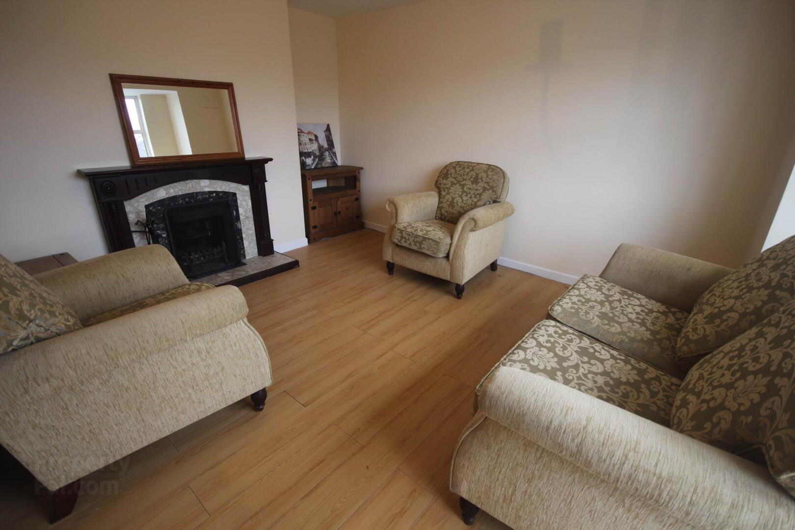 property description image