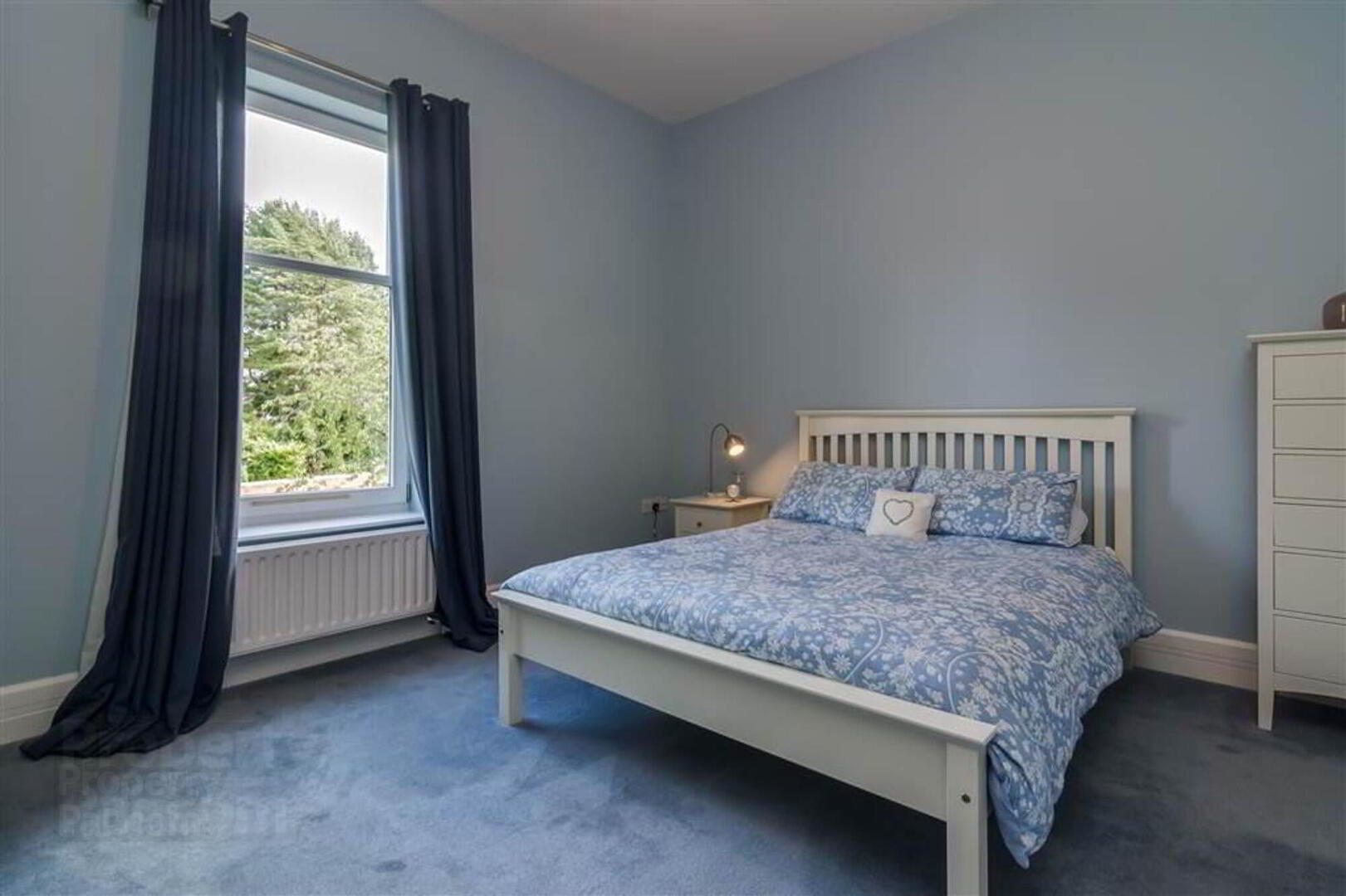 Apartment 2 83 Myrtlefield Park 9 of 12
