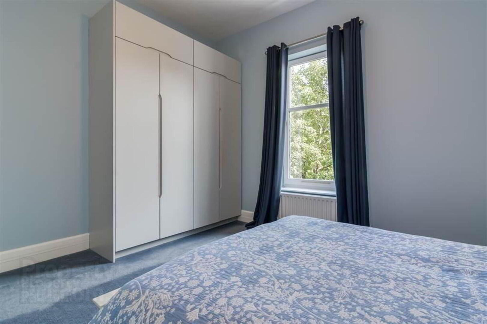 Apartment 2 83 Myrtlefield Park 10 of 12