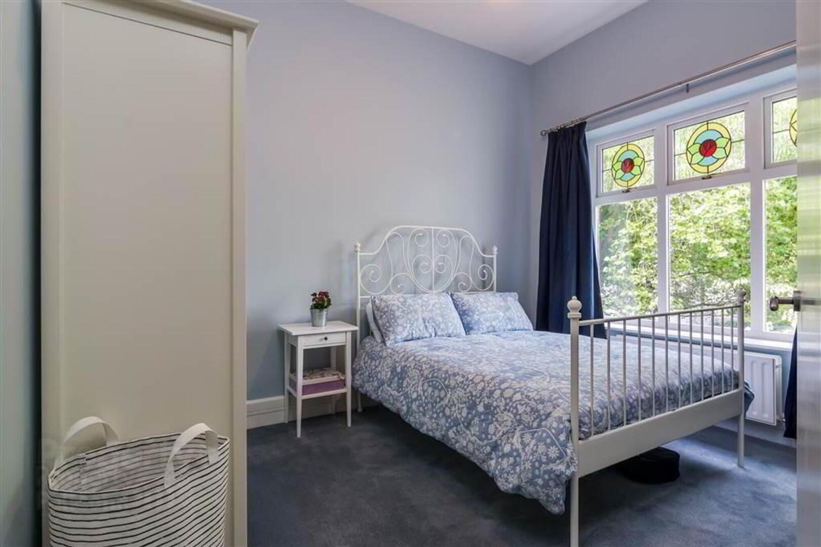 Apartment 2 83 Myrtlefield Park 11 of 12