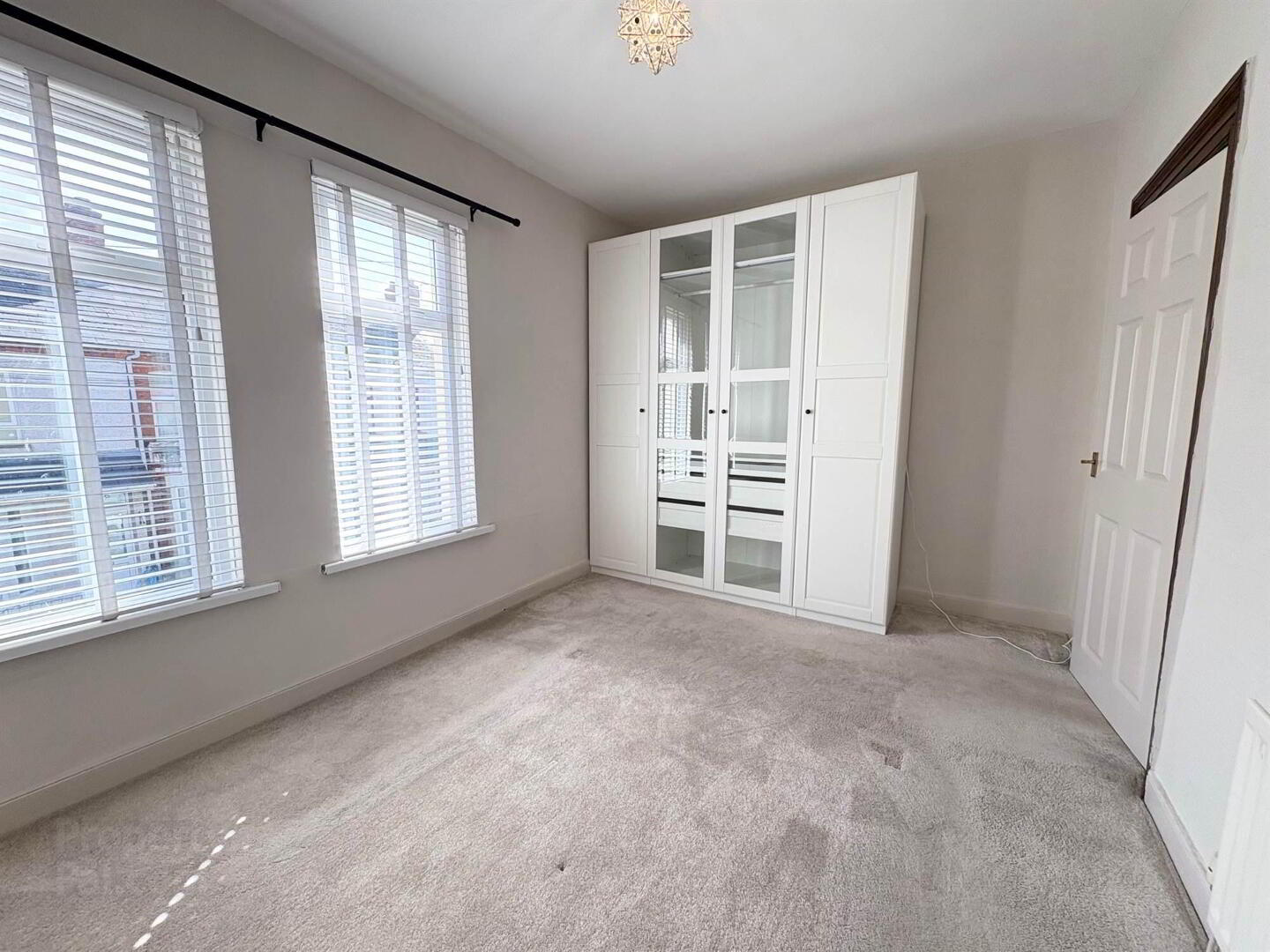 52 Kensington Avenue 12 of 16