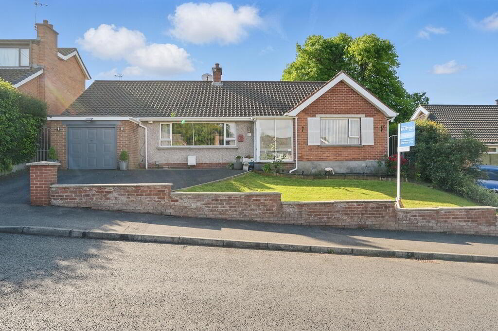 3 Brerton Crescent 1 of 27