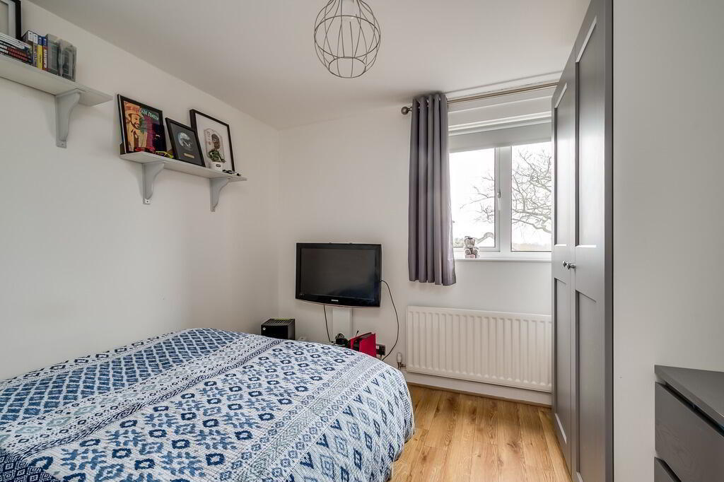 3 Brerton Crescent 16 of 27
